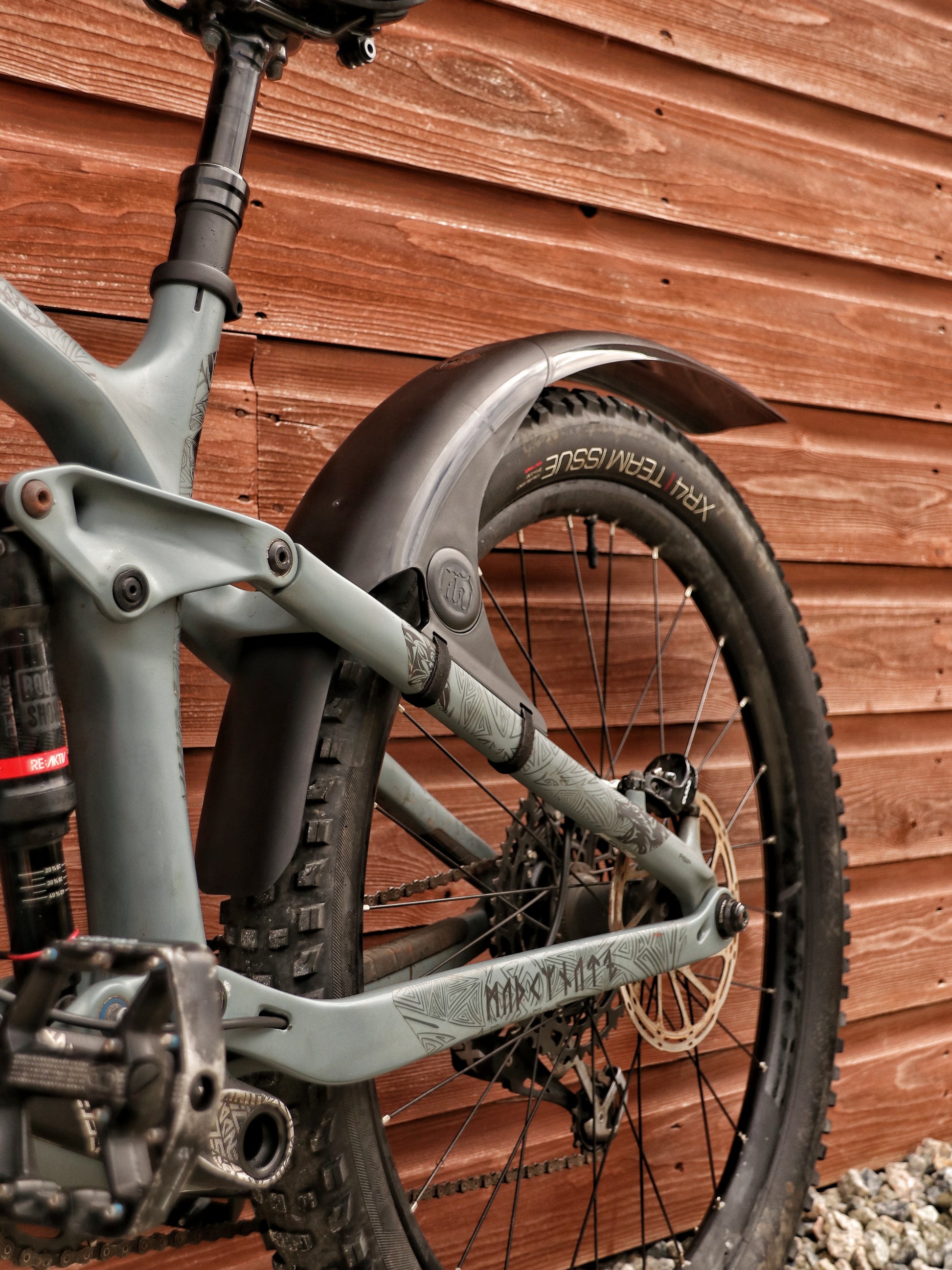 Mucky Nuts Rear MugGuard mudguard, long setup, 3 quarter view on bike, recycled plastic, cycling gifts, mtb gift ideas